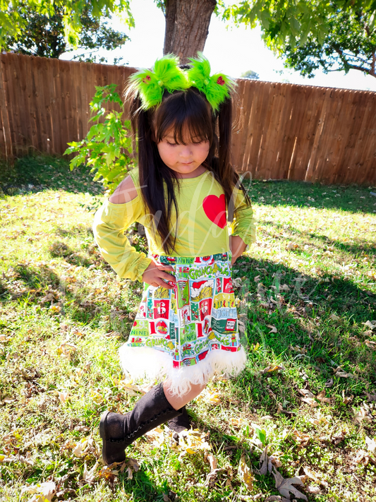 Grincĥ Long Sleeve White Fur Trim Dress